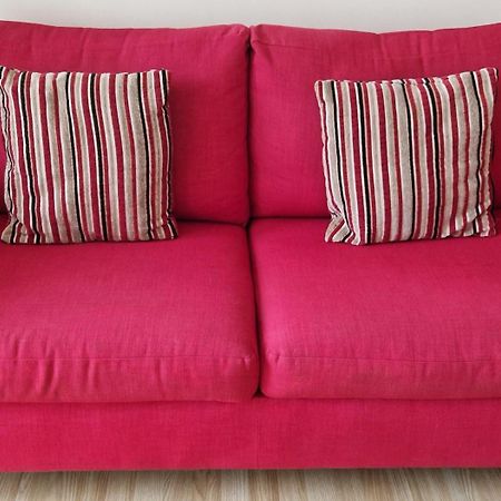 Quiet, Cosy Annexe Room Rough Close Bagian luar foto