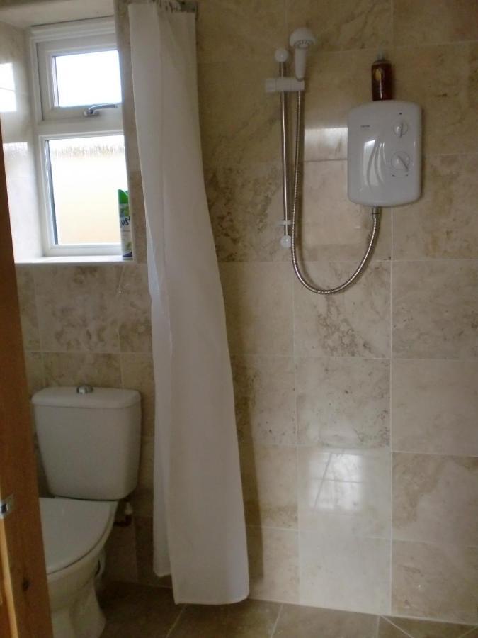 Quiet, Cosy Annexe Room Rough Close Bagian luar foto