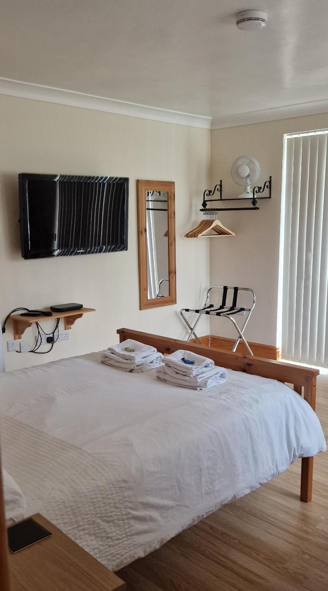 Quiet, Cosy Annexe Room Rough Close Bagian luar foto